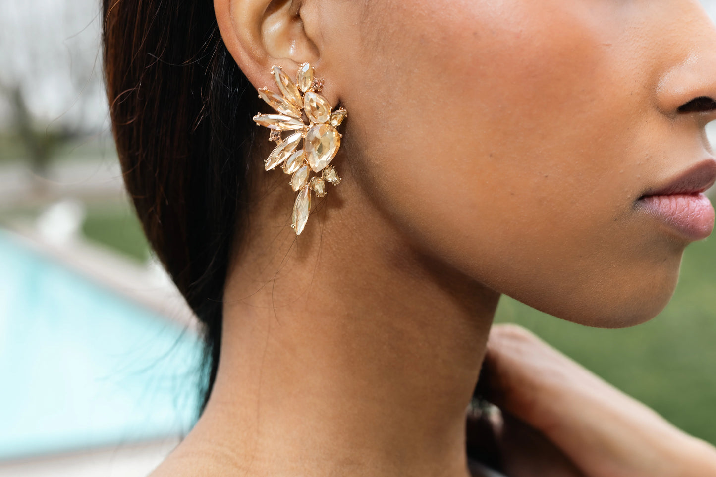 GOLDEN GLOW EARRINGS - Elegancify