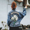 Jeansjacka med broderad blombukett