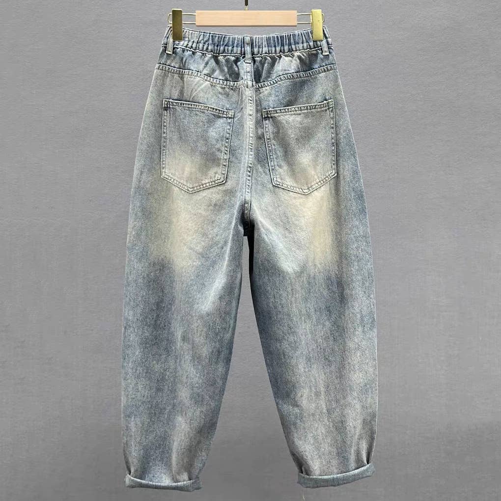Boyfriendjeans med blomsterbroderi
