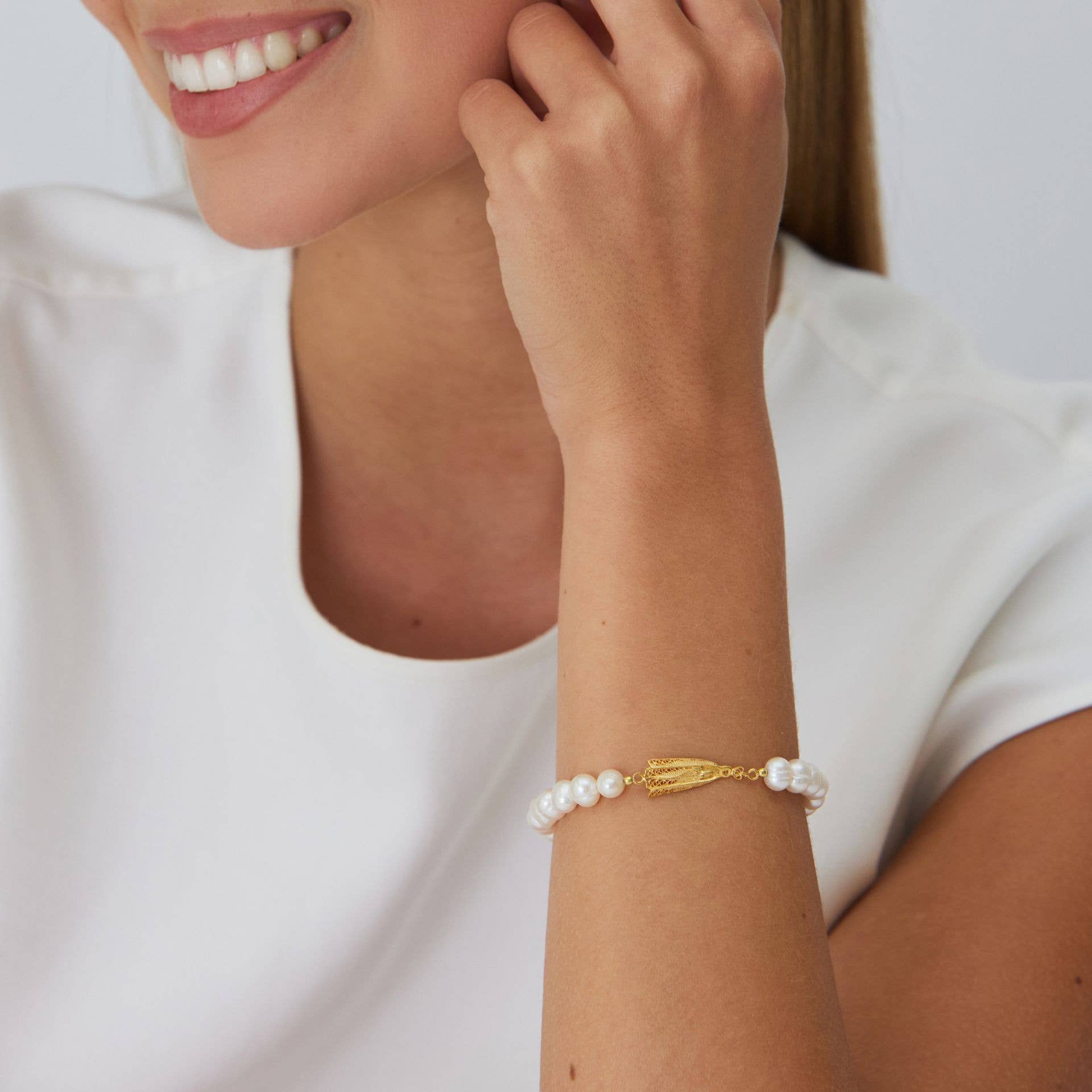 Armband Vår Fru av Fátima i guldpläterat silver och pärlor