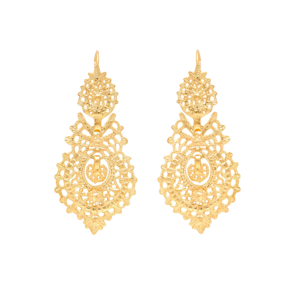 Queen örhängen M i guldpläterat silver