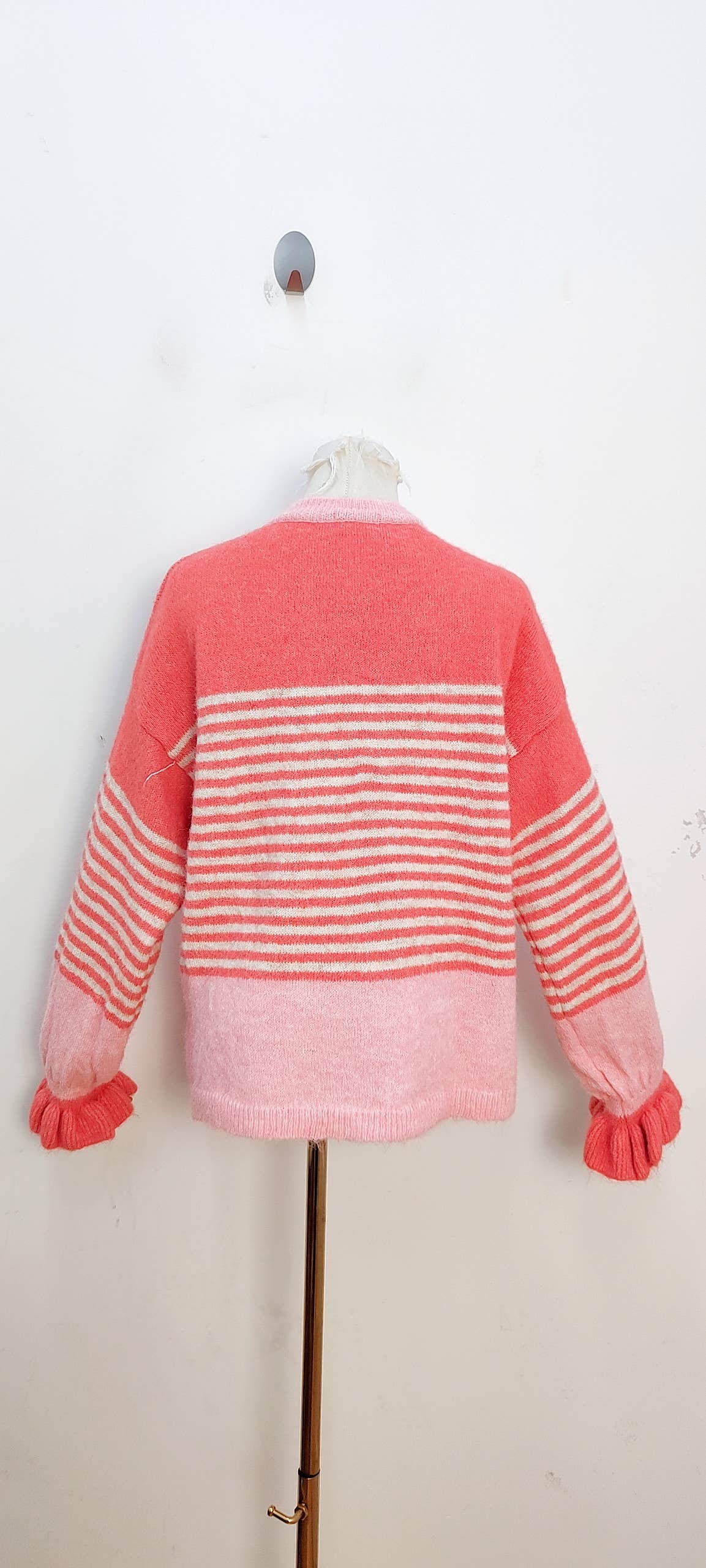 2096 Randig stickad cardigan