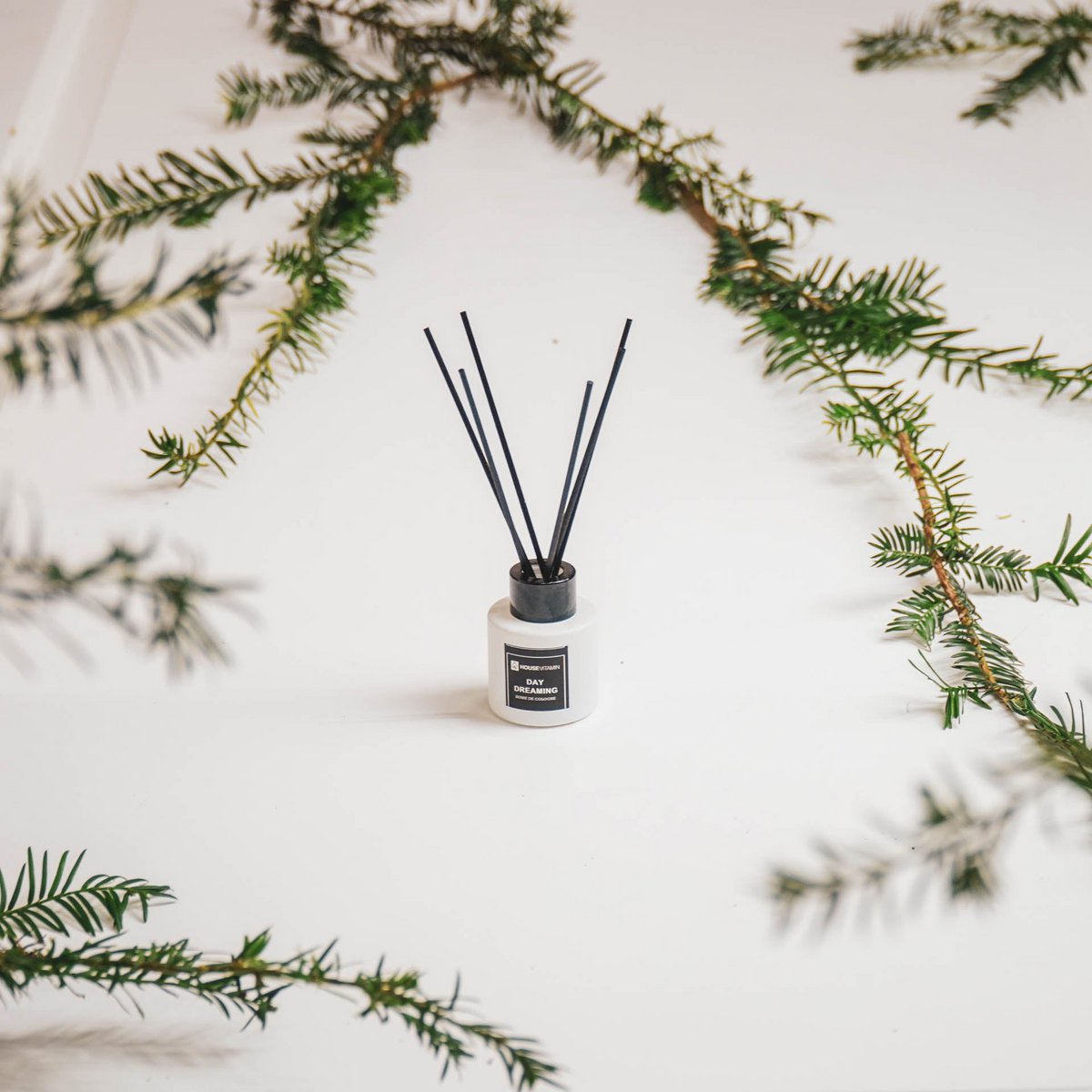 DAY DREAMING Doftpinnar – Mjuk blomdoft (50 ml)