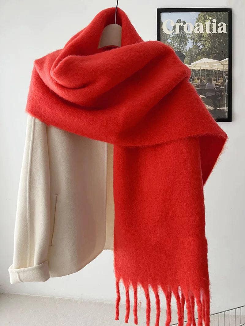 HH-209 Enfärgad halsduk med tjock frans