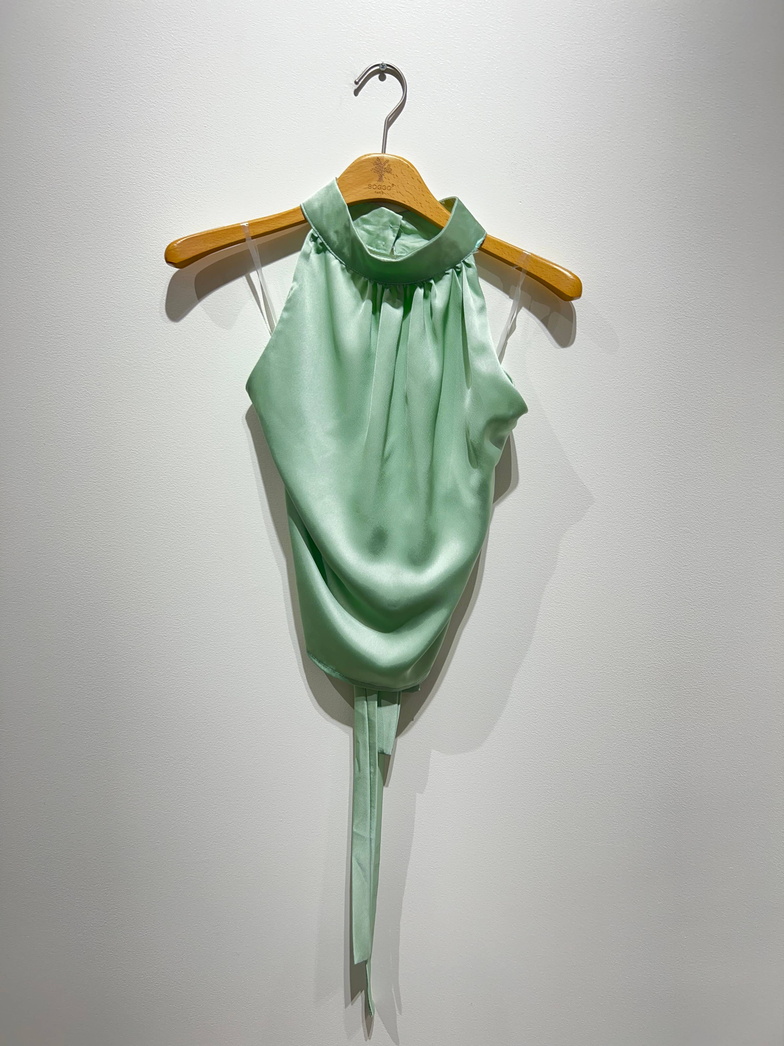 6092 - Satintopp med rosett att knyta bak, öppen rygg