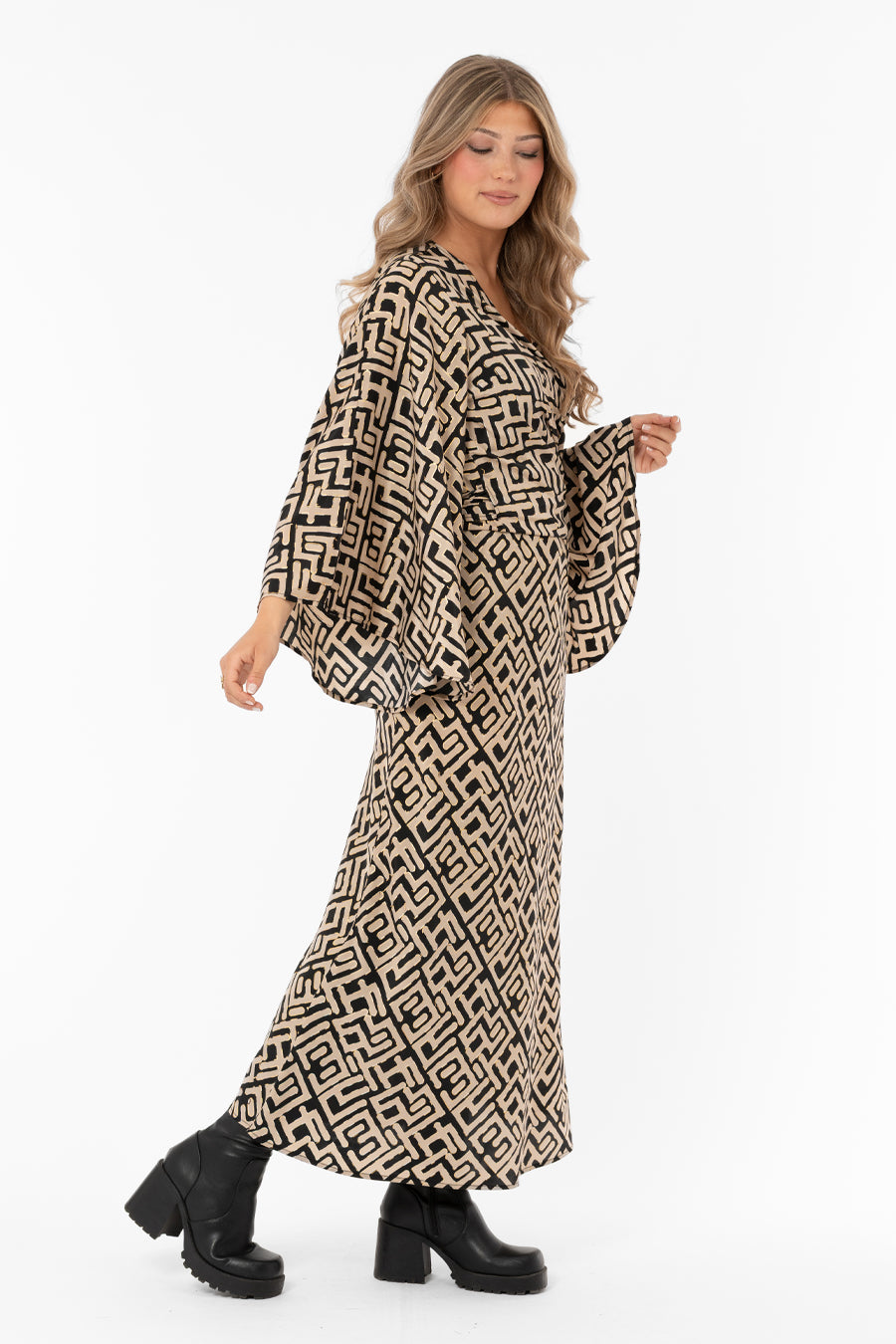 Giovanna Blouse JacketBlack_Sand_Gold