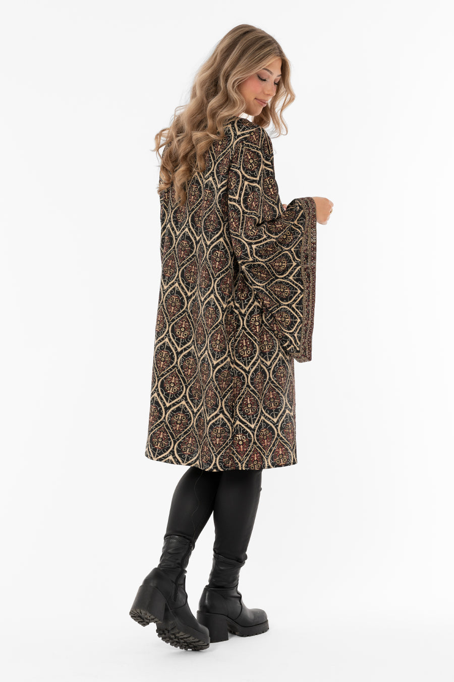 Leiya Kaftan Black_Burgundy_Gold