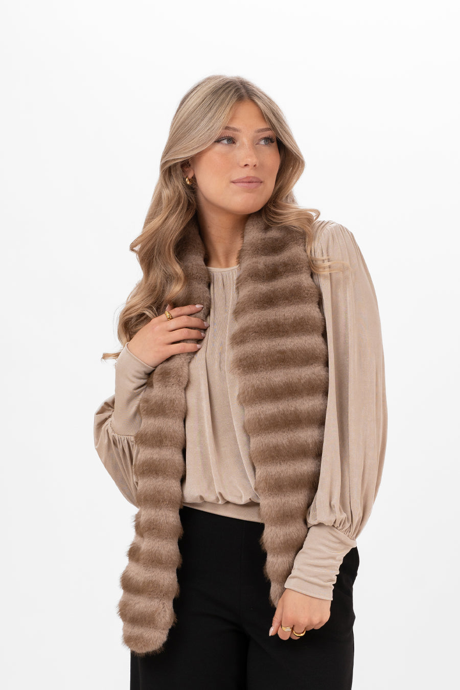Minerva Muffler Scarf