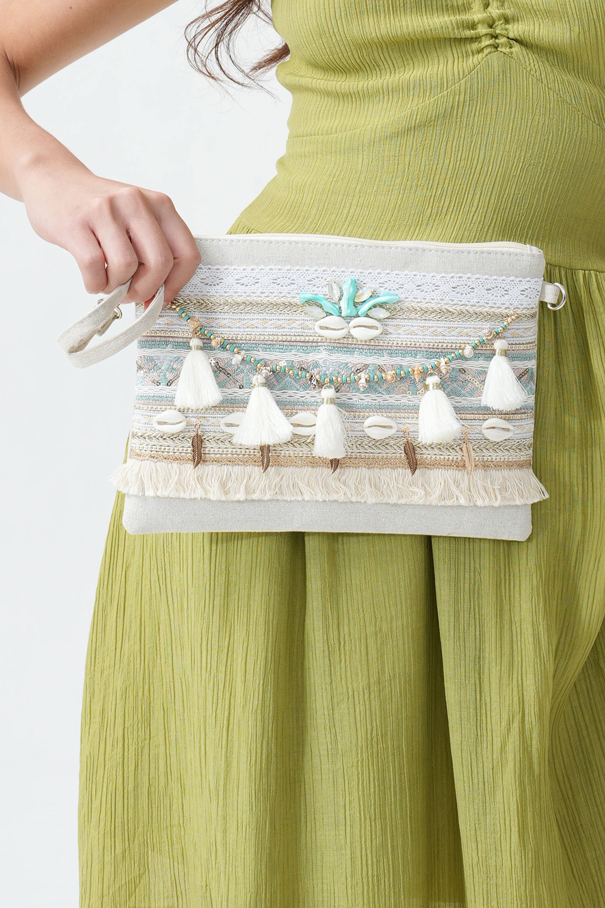 Bohemisk väska med axelrem och handtag BA-15368