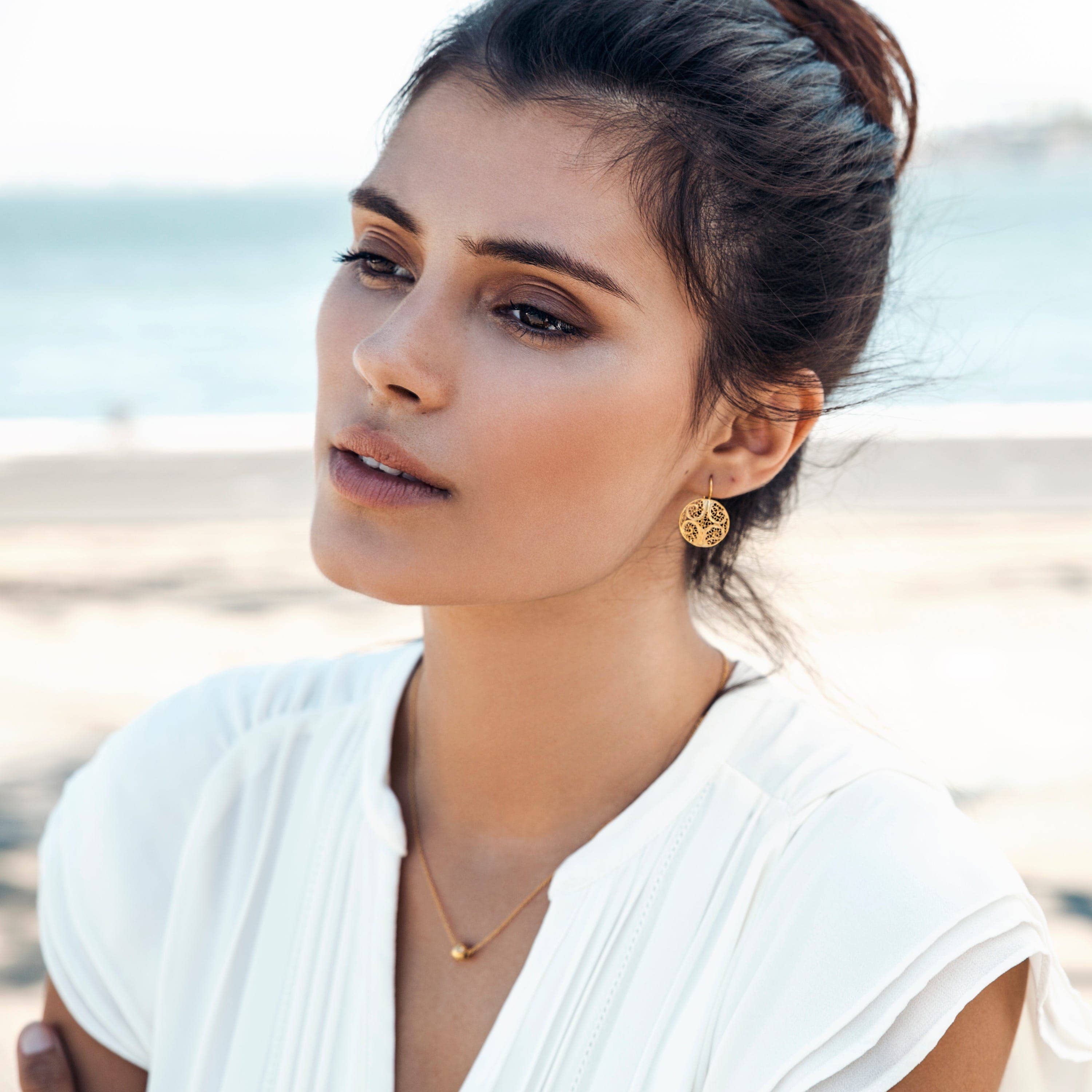 Örhängen Cirklar i guldpläterad Silver